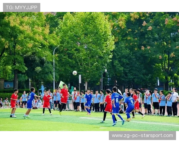 俱乐部与学校共办夏季足球营推动校园运动发展，俱乐部与校园足球合作协议